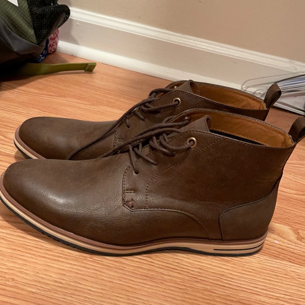 Guess mens shoes